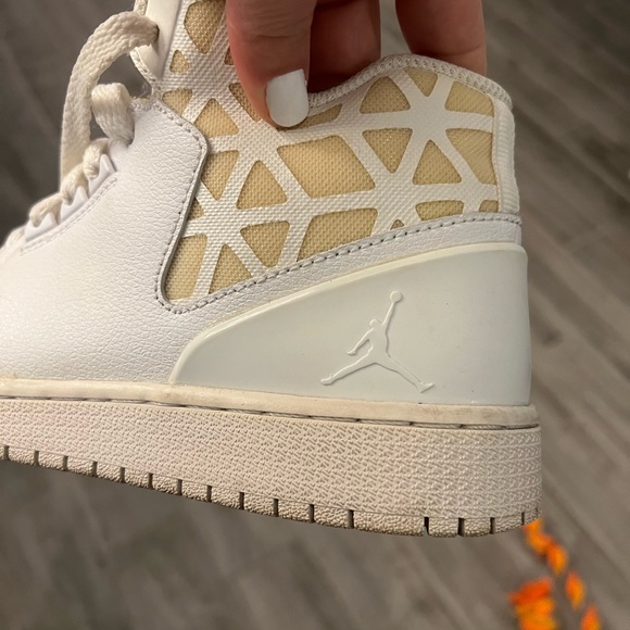 Gently Used Jordan High Tops - Picture 4 of 4